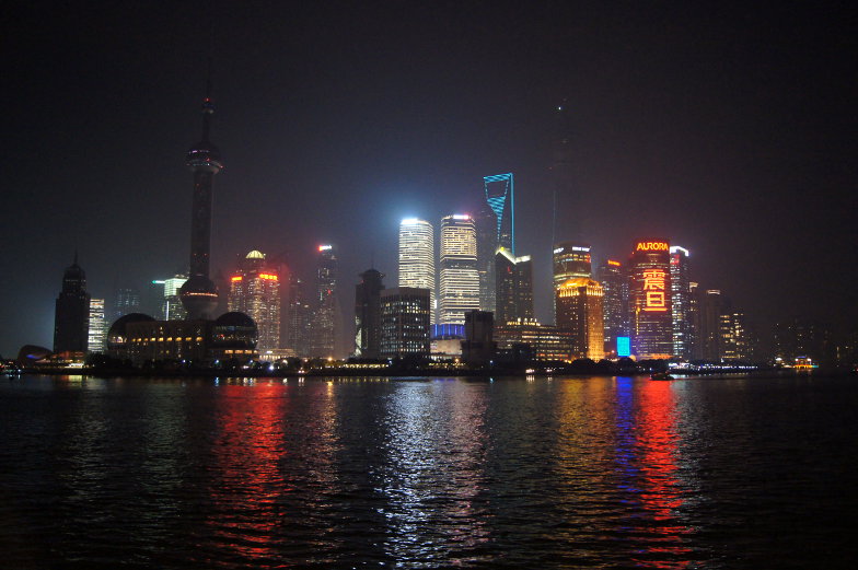 Bester Ausblick auf Shanghai bei Nacht 