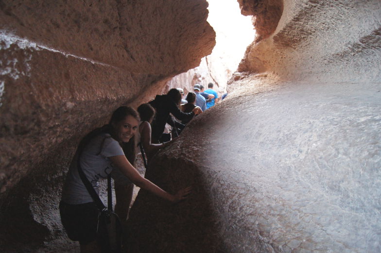 Tipp mache eine Tour durch die Salzfelsen in der Atacama Wueste