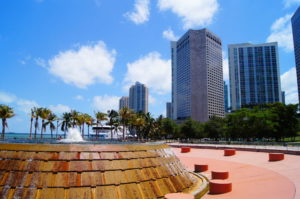 Miami Downtown Sehenswuerdigkeiten Tipps Bayfront Park Brunnen und Ausblick