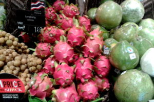 Bangkok Tipps probiere Dragonfruit, Durian oder Jackfruit