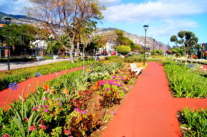 Promenade Praça do Povo Funchal Tipps Madeira Guide