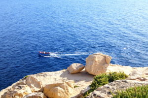 Malta Blaue Grotte nur mit Boot zu erreichen