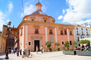 Valencia schoener Platz an der Basilika 