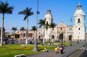 Ferienwohnungen und Hotels Lima gut und guenstig