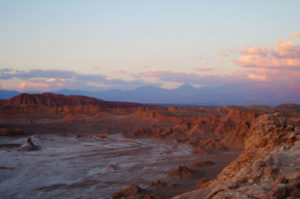 Mondlandschaft in der Atacama Wueste Chile Fakten