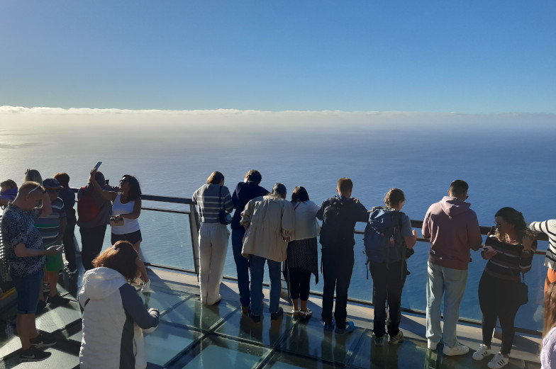Beliebte Sehenswuerdigkeit auf MAdeira Cabo Girao Skywalk