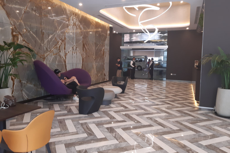 Loungebereich im i Rochor Singapur