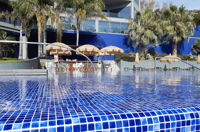 Außenpool im Baia Azul Madeira